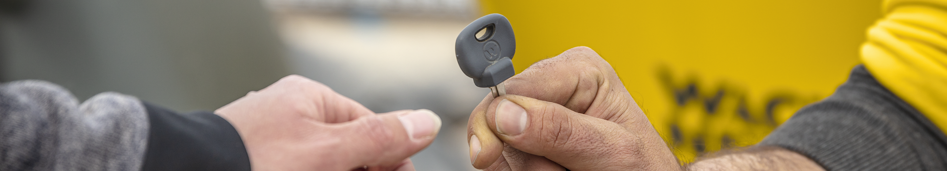 Key handover at Wacker neuson rental station